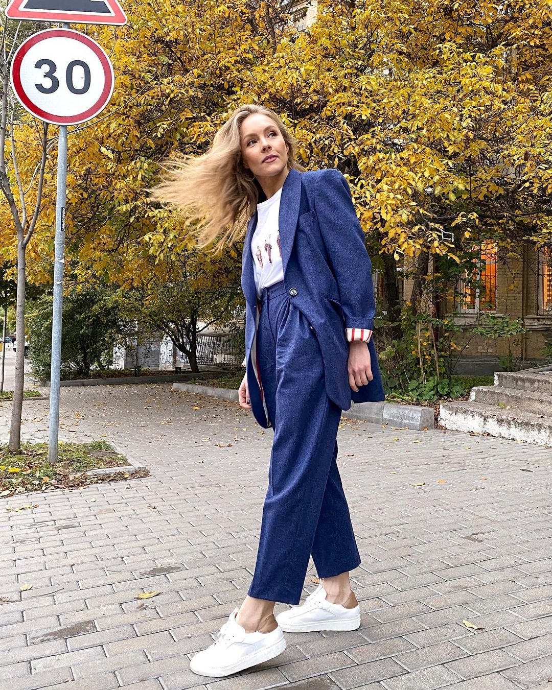 Просто захват: Олена Шоптенко показала, як носити самий трендовий костюм цієї осені