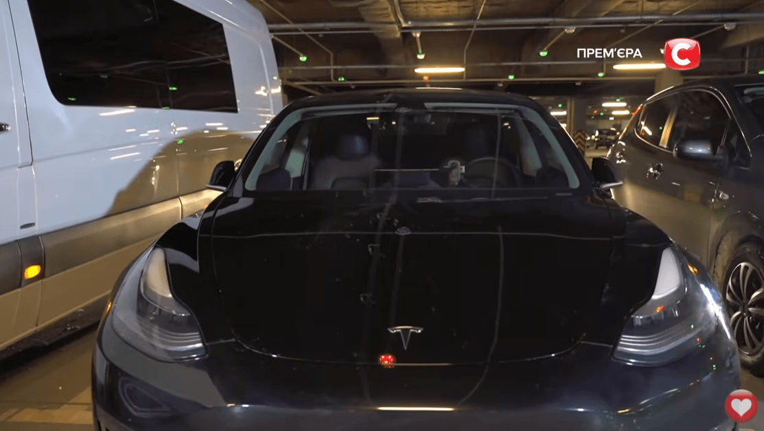 Як виглядає Tesla Model 3 Ірини Білик