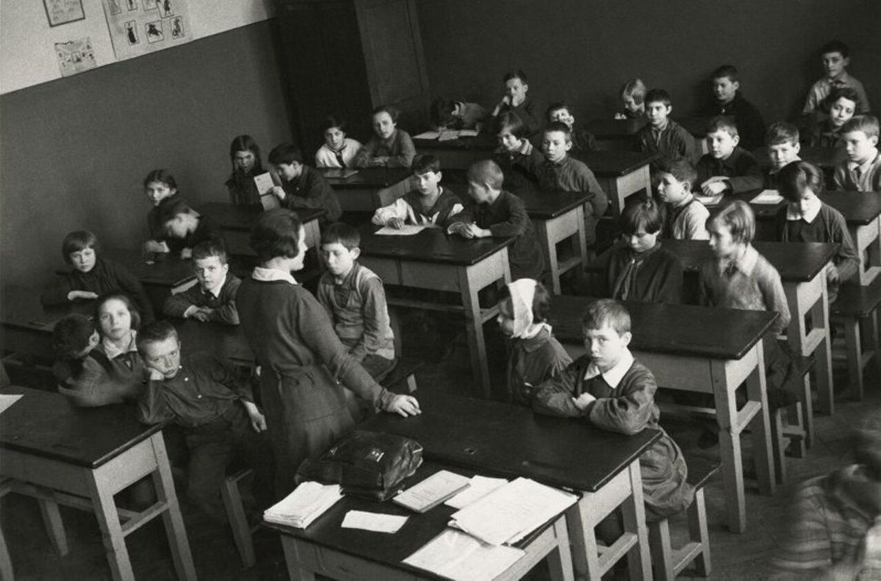 Учні початкових класів в СРСР писали пір'яними ручками