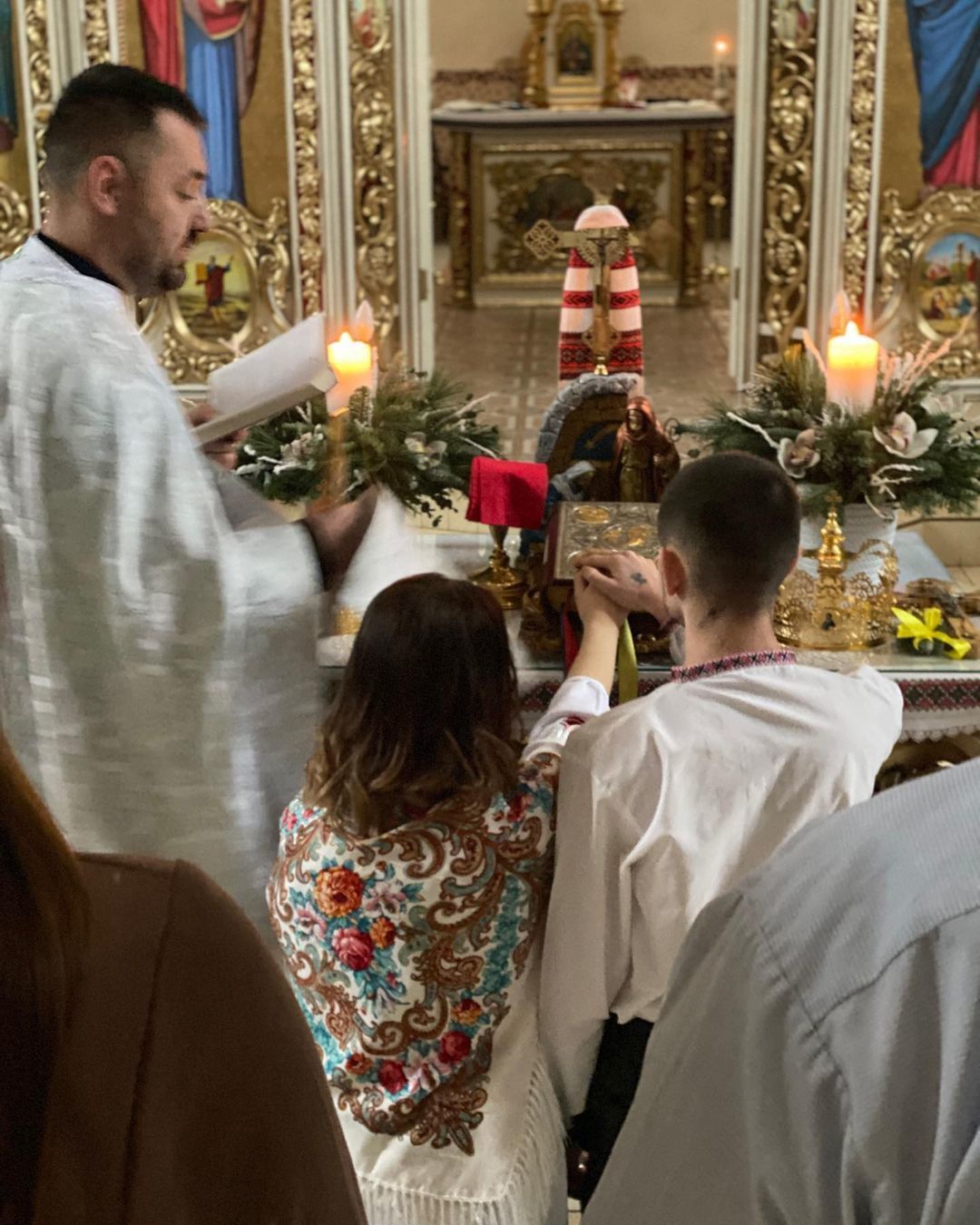 Роман Сасанчин обвінчався зі своєю дружиною / © instagram.com/sasanchyn_family